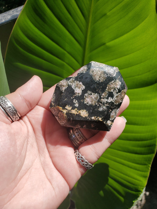 Snowflake Obsidian Faceted Heart Pakistan